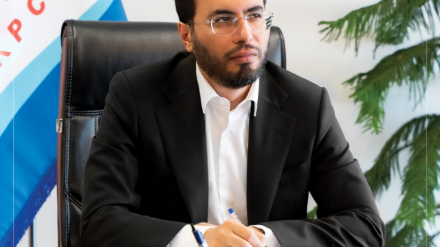 سعید صادقی مدیرعامل شرکت پتروشیمی امیرکبیر